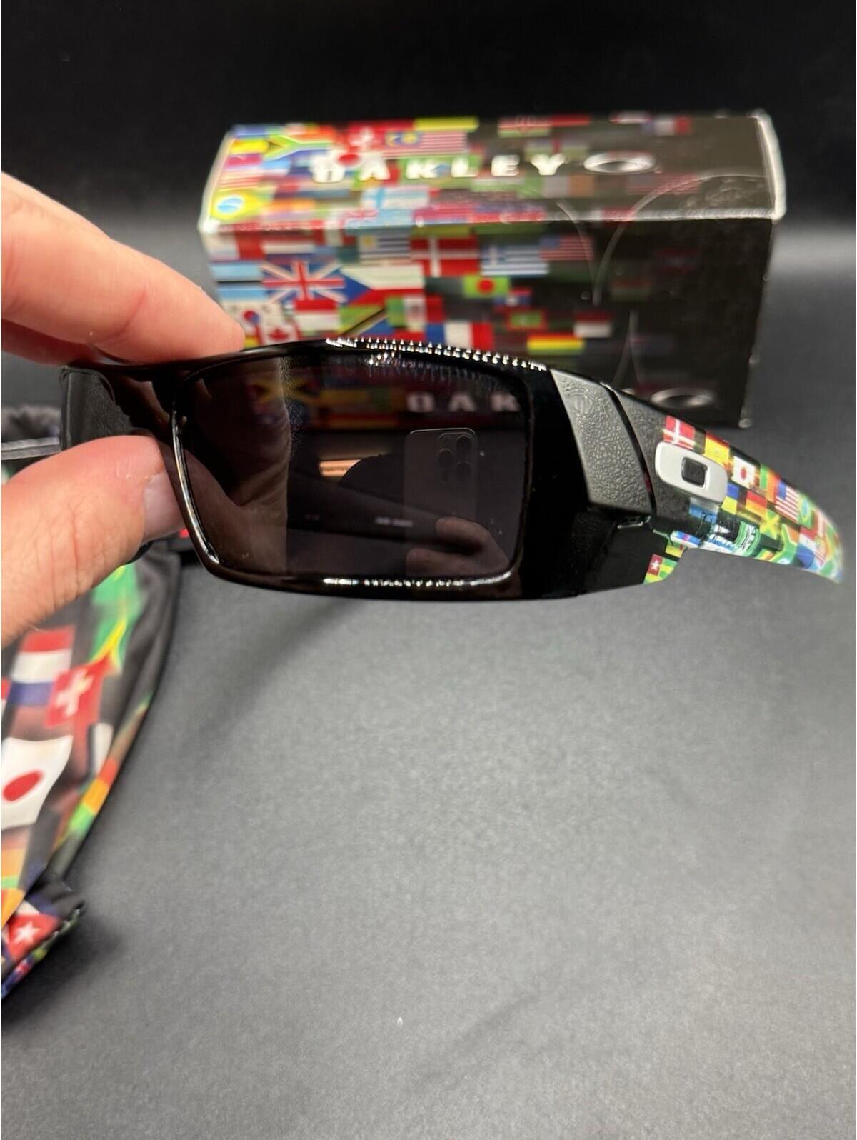 Oakley Gascan Global Polished Black Flag Print W/Warm Grey Lenses 24-028